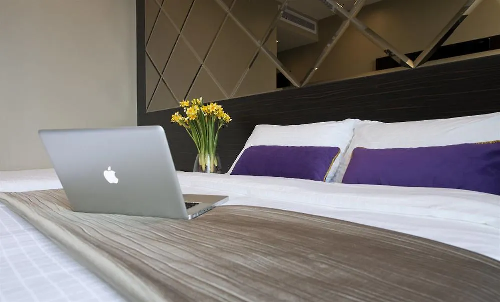 V Hotel Lavender Singapore 4*,  Singapore
