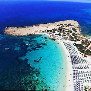 Dome Marina & 4* Ajia Napa